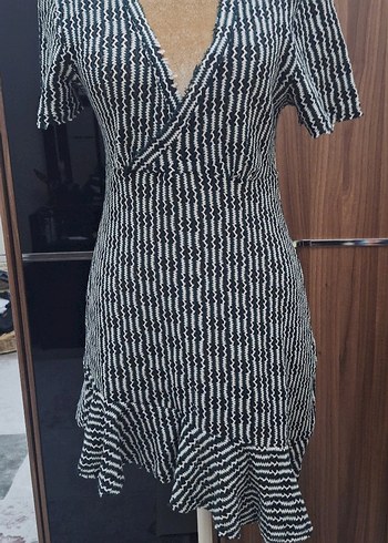 Zara V Yaka Gri Zebra Desenli Midi Elbise