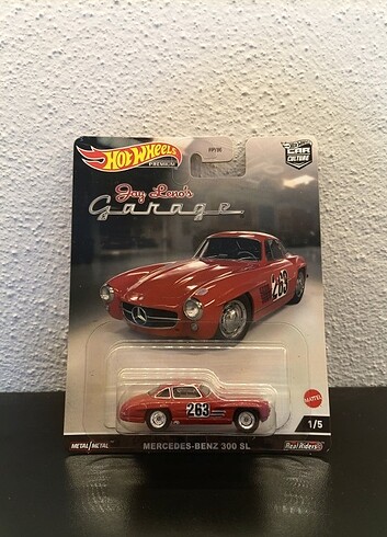 Hot Wheels Premium 