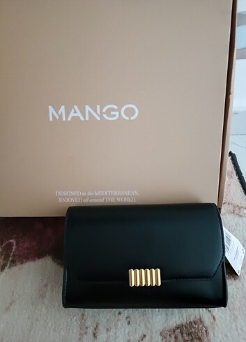 Mango Mango uzun zincir saplı siyah etiketli vanta