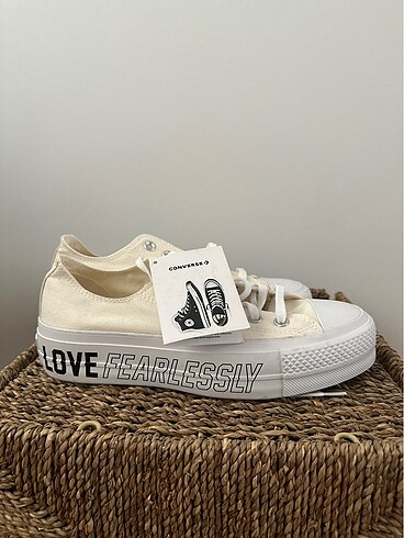 39 Beden Converse Ozel Seri (beymen?den alinmistir)