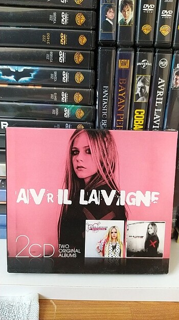 AVRIL LAVIGNE UNDER MY SKIN ve THE BEST DAMN THING