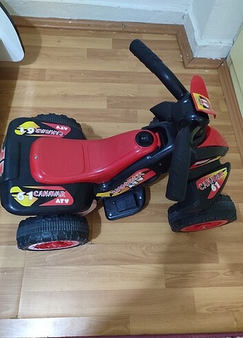 Beden kırmızı Renk Akülü ATV motor