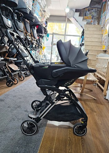 Baby2Go Tulipa i-size Tek Elle Katlanan Travel Bebek Arabası - Görsel 3