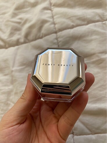 Fenty Pudra