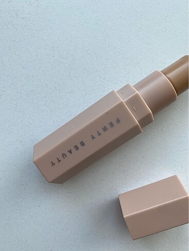 Beden Fenty Kontür Stick