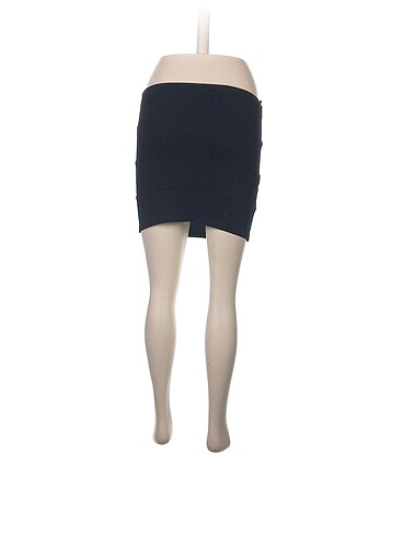 s Beden Pull and Bear Mini Etek %70 İndirimli.