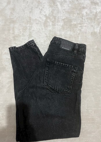 Düğmeli Siyah Midi Kadın Kot Pantolon - Görsel 3