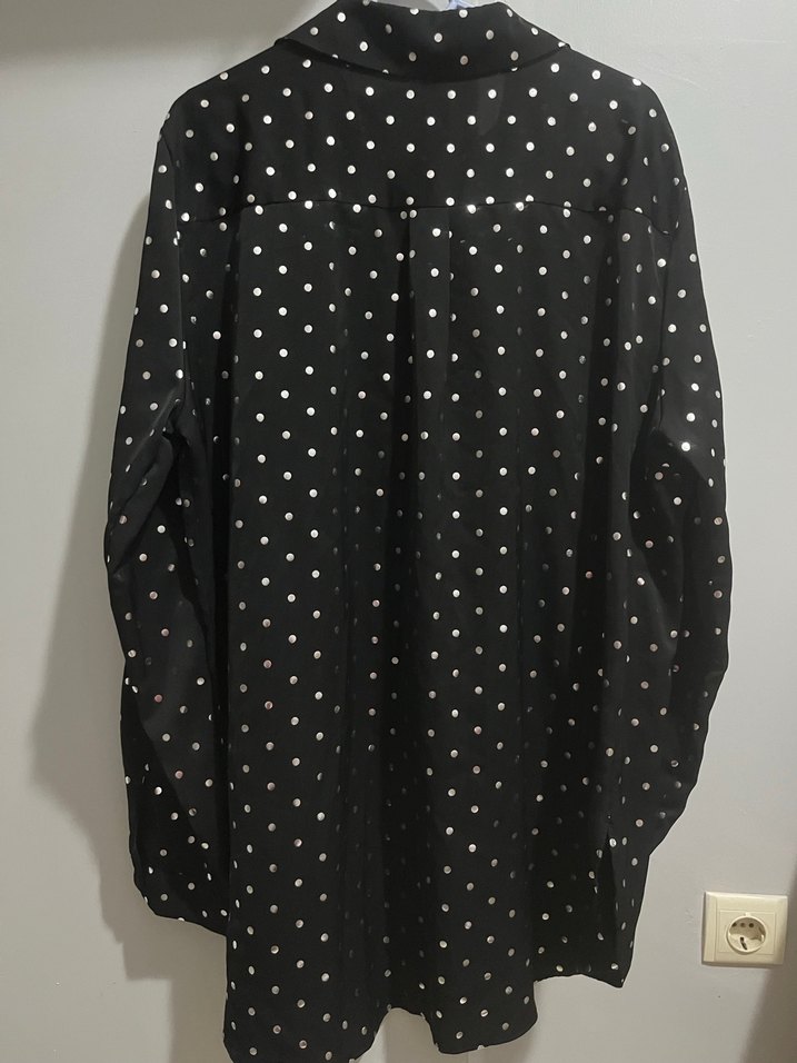 Siyah Puantiyeli Uzun Kollu Kadın Gömlek - Görsel 3
