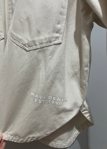 Pamuklu Beyaz Düğmeli Uzun Kollu Gömlek - Görsel 2