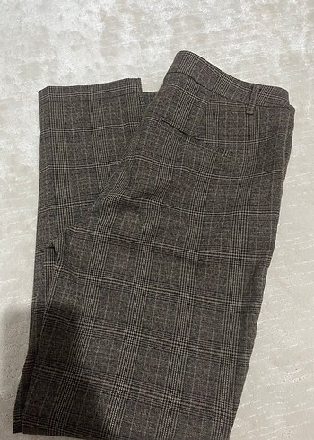 Kemer Detaylı Kahverengi Kadın Kumaş Pantolon - Görsel 3