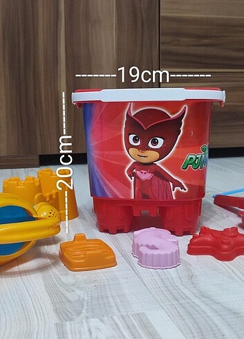 Diğer Plaj & Deniz Kum Kovası Takımı