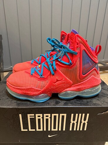 Nike LEBRON XIX LeBron19 Basketbol Ayakkabısı Kırmızı