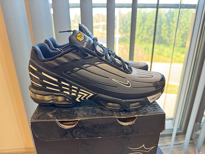 Orijinal Nike Air Max Plus 3 BlackWhite Tuned TN