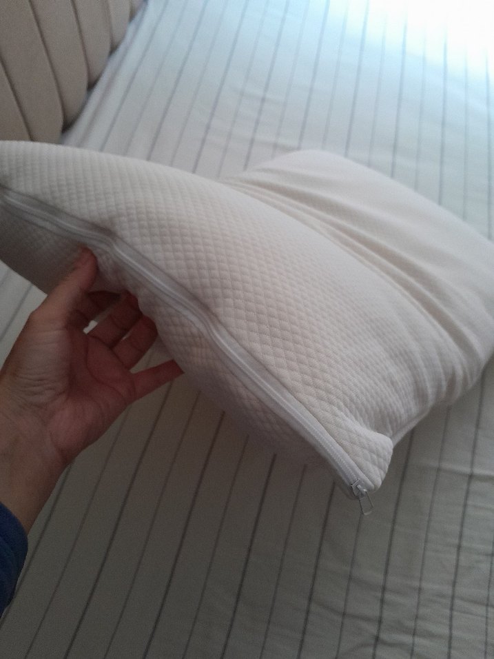 Terletmez ultra lüks yastık - Görsel 3