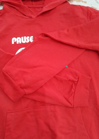 Kırmızı Kapüşonlu Erkek Çocuk Sweatshirt - Görsel 3