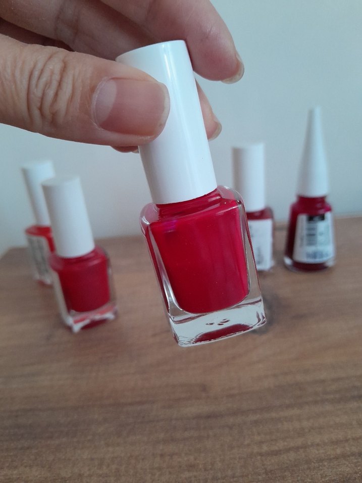 Canlı Kırmızı Pastel & Fırma Oje Seti — görsel 4/6