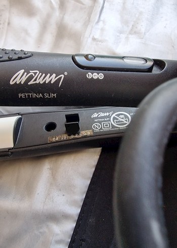 Siyah Saç Düzleştirici - Görsel 7