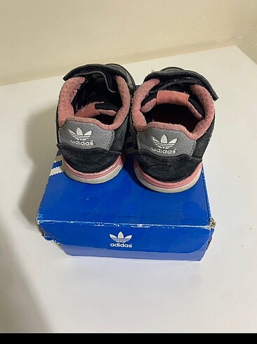 20 Beden siyah Renk Adidas spor ayakkabı