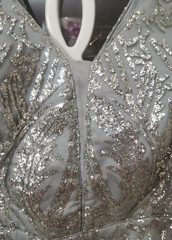 Gri Payetli Uzun   nişan Abiye Elbisesi - Görsel 4