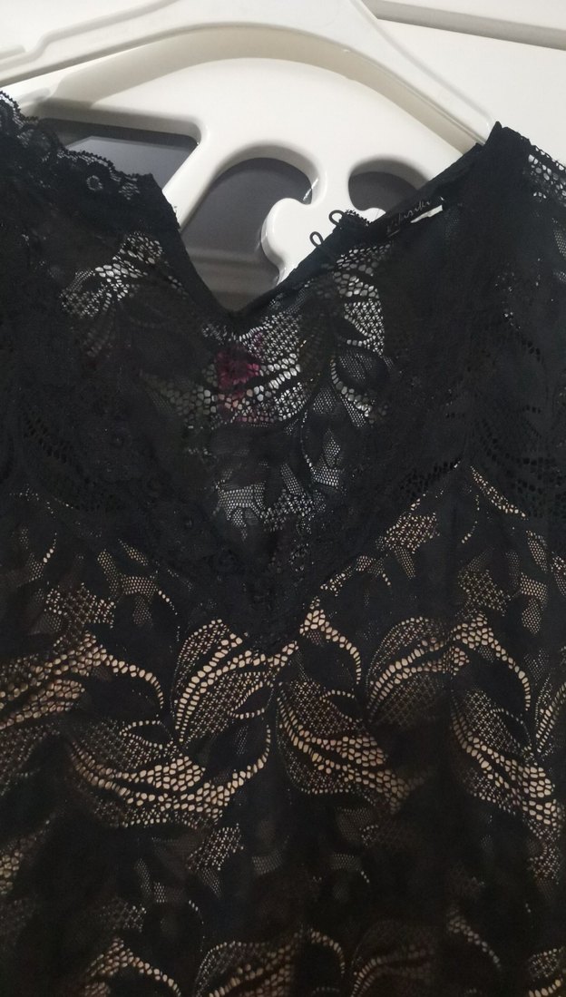 Uzun Kollu Siyah Dantel Yılan Desenli Elbise - Görsel 2