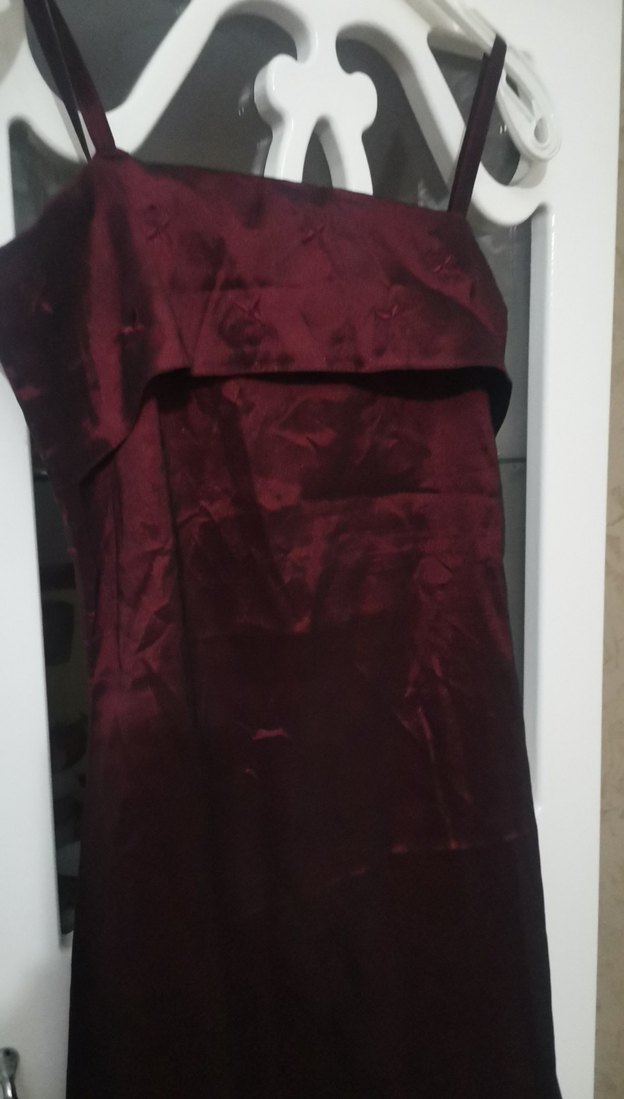 Bordo Uzun Drapeli Straplez Abiye Elbise - Görsel 4