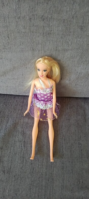 Barbie bebek 