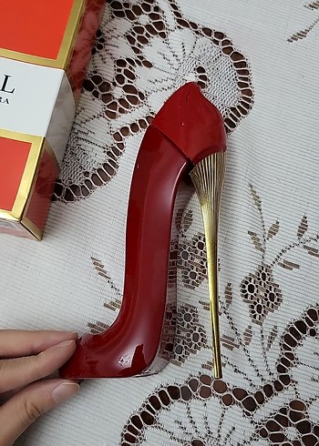 Carolina Herrera Good Girl Red Kadın Parfümü - Görsel 2