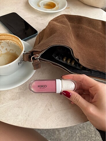 Kiko gloss
