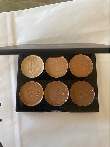 Sleek bronzer paleti