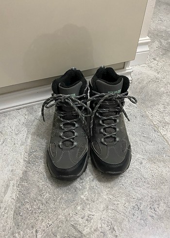 Outdoor Kadın Bot - Görsel 2