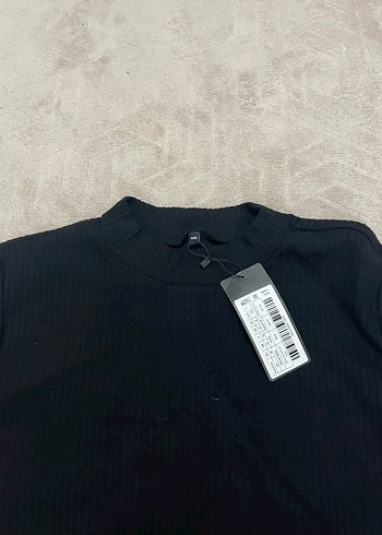 Siyah Yüksek Yakalı Uzun Kollu Elbise - Görsel 2