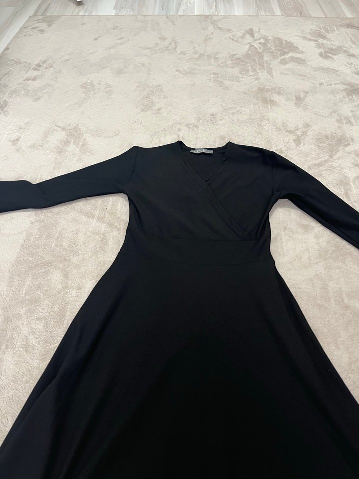 V Yaka Siyah Hamile Bluzu - Görsel 3