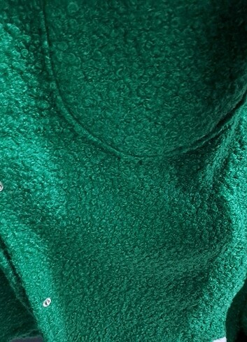 s Beden yeşil Renk Peluş gömlek SATILDI