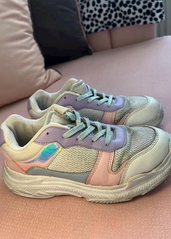 Diğer Pastel Renkli Bağcıklı Spor Ayakkabı