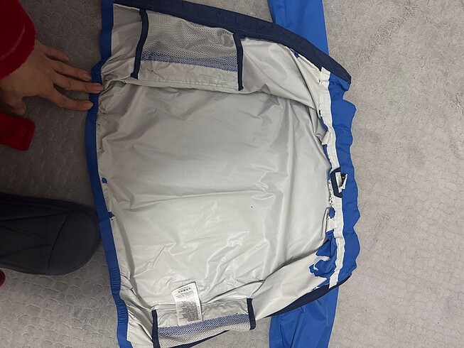 5 Yaş Beden mavi Renk Helly Hansen erkek çocuk yağmurluk