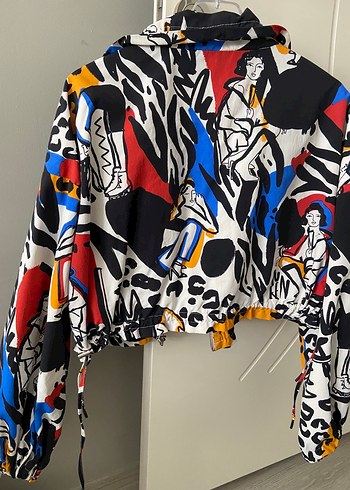 Renkli Baskılı Bershka crop ceket - Görsel 5