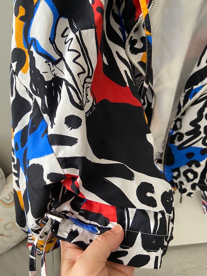 Renkli Baskılı Bershka crop ceket - Görsel 3