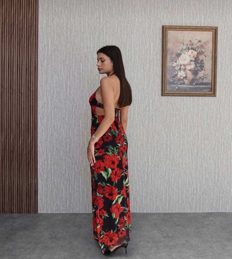 Çiçek Desenli Kırmızı Uzun Drapeli Elbise - Görsel 2