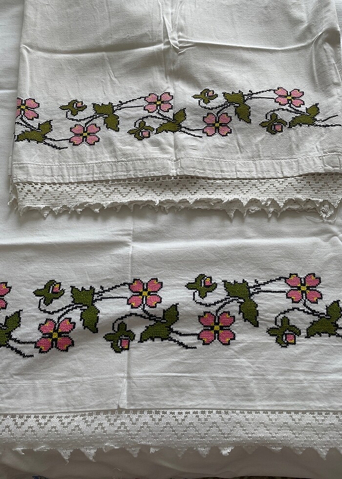 Kaneviçe yastık ve etek - Görsel 2