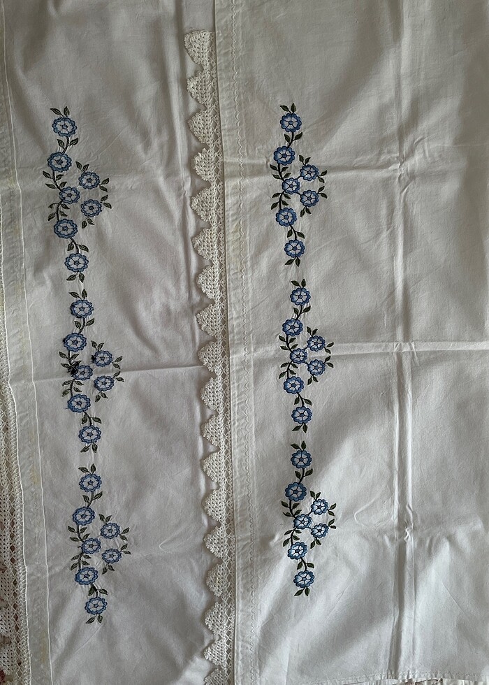 Kaneviçe ve oyalı yastık - Görsel 2