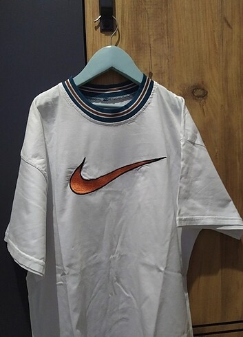 Nike Basic Tişört 
