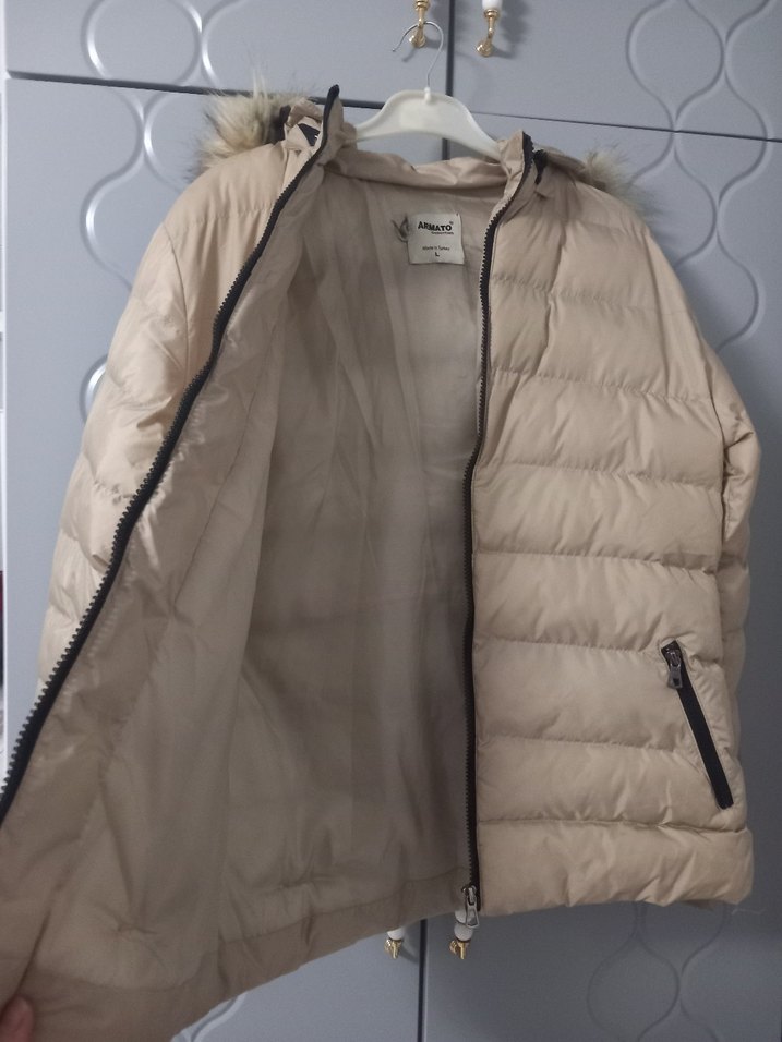 Kürk Detaylı Kısa Bej Kadın Mont - Görsel 4