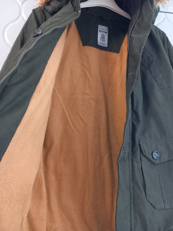 Kürklü Kapüşonlu Erkek Çocuk Kaban - Görsel 3