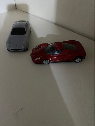 enzo ve 612 scagletti FERRARİ