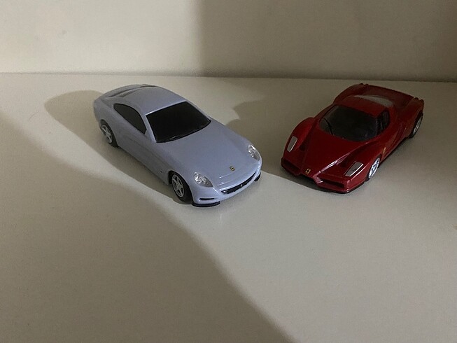  enzo ve 612 scagletti FERRARİ