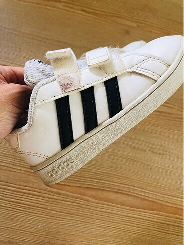 Adidas spor ayakkabı