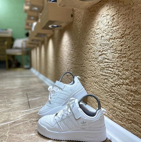 38 Beden beyaz Renk Adidas form low yeni etiket ürün