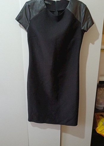 Kısa Kollu Siyah Midi Elbise - Görsel 2