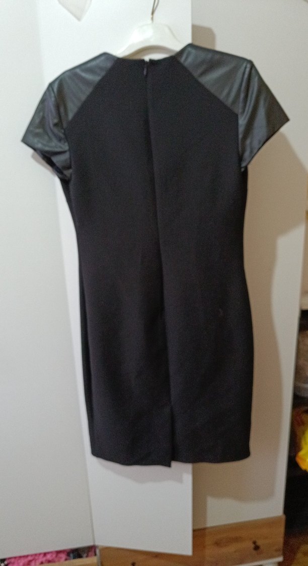 Kısa Kollu Siyah Midi Elbise - Görsel 4