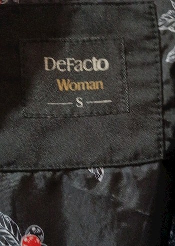 Siyah Fermuarlı Kadın Trençkot - Görsel 4